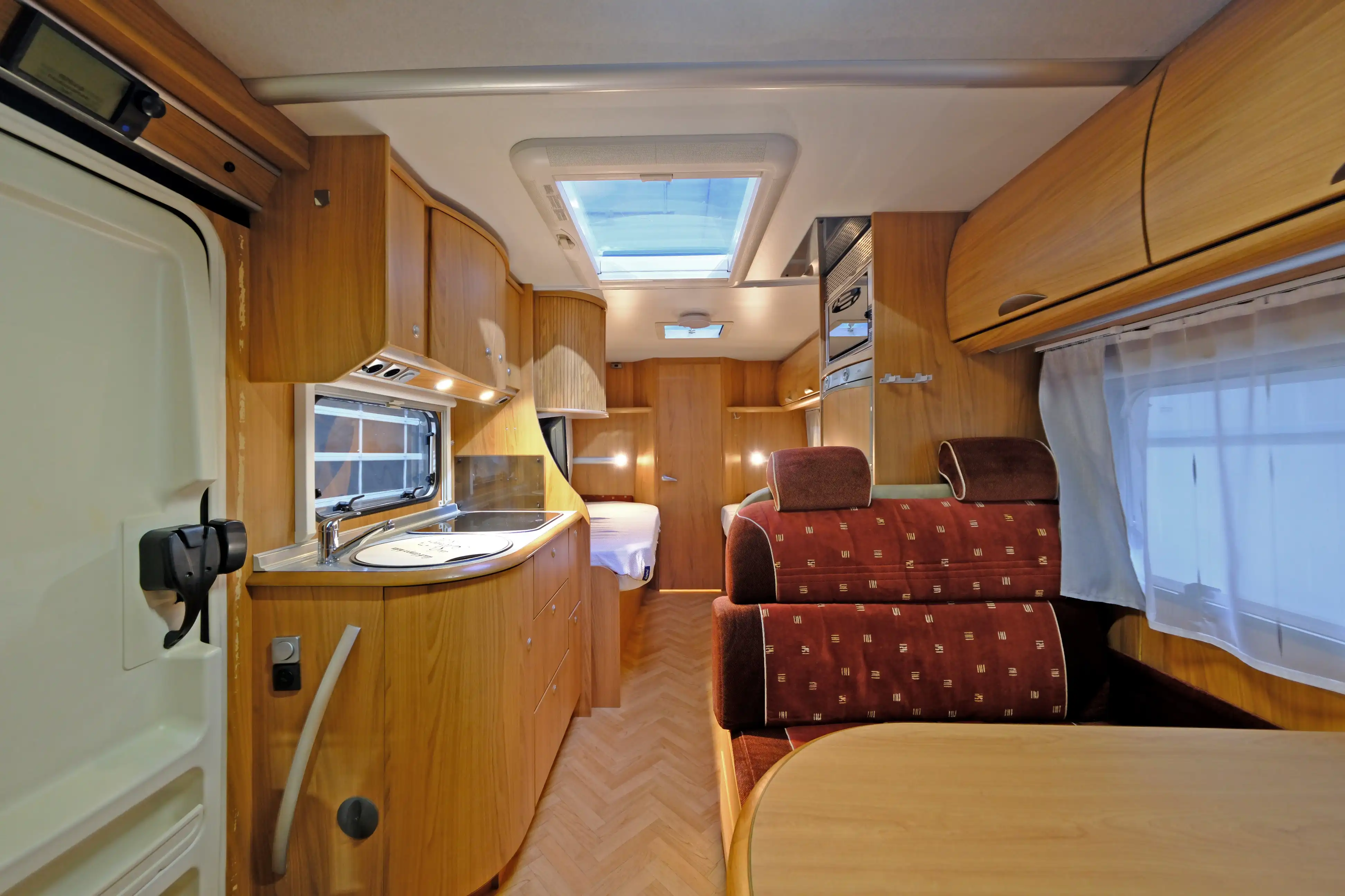 BUERSTNER Delfin Performance T 700 - Ansicht 8